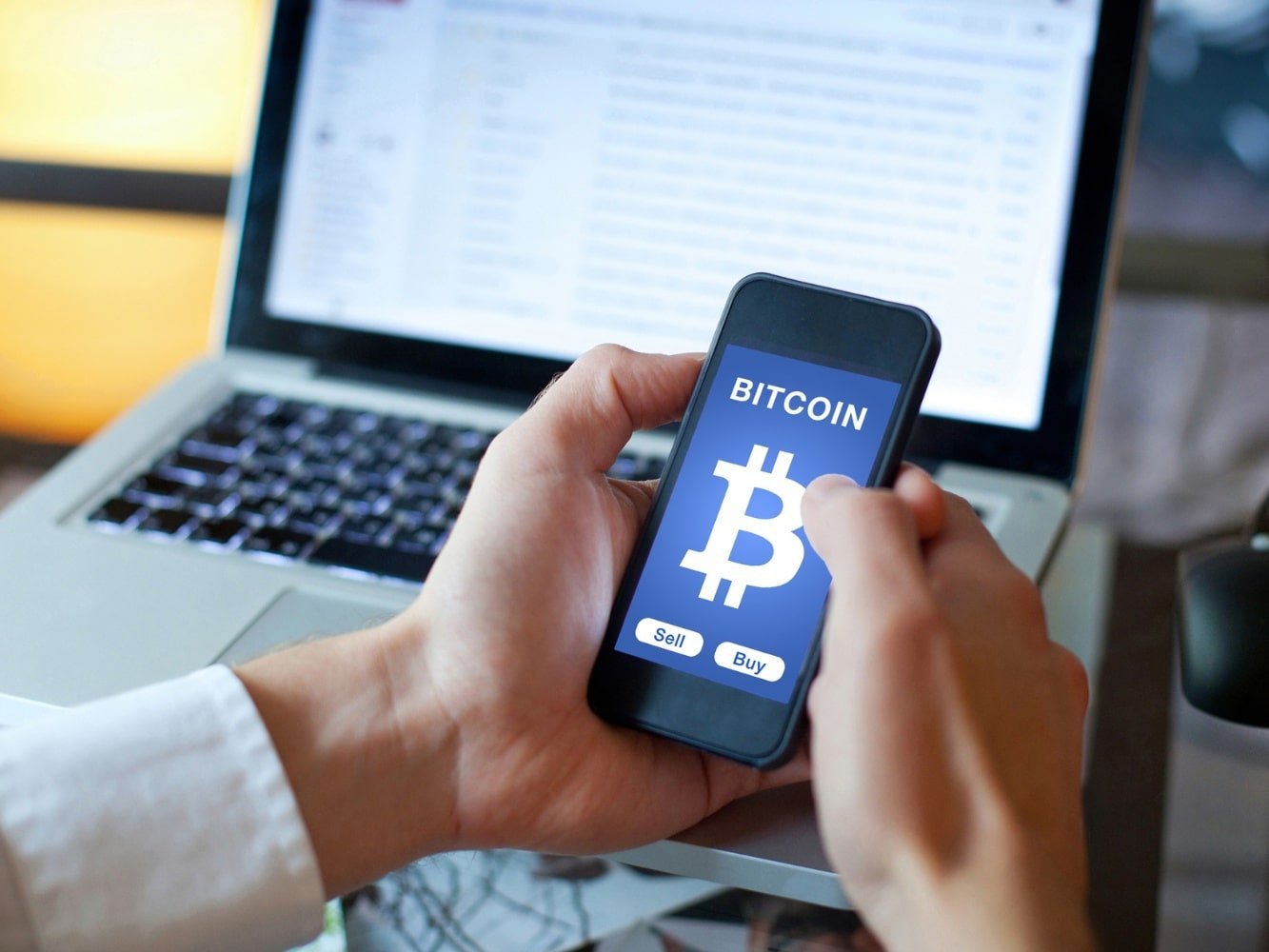 Where can you pay with bitcoin?