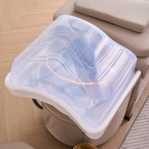 Transparante acryl kap over de wasbak van de Japanse Headspa Pro hoofdhuidbehandelbed