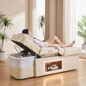 Headspa Foot Deluxe behandelbed in beige, schuin vooraanzicht in een spa-ruimte