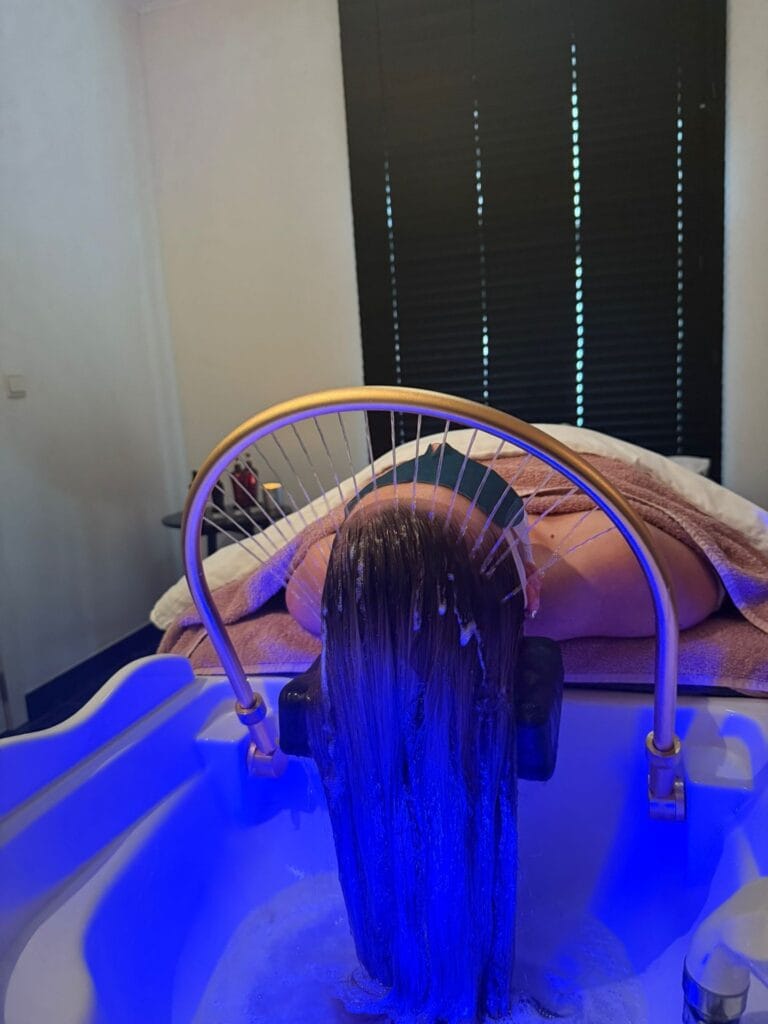 Head Spa behandeling in de salon